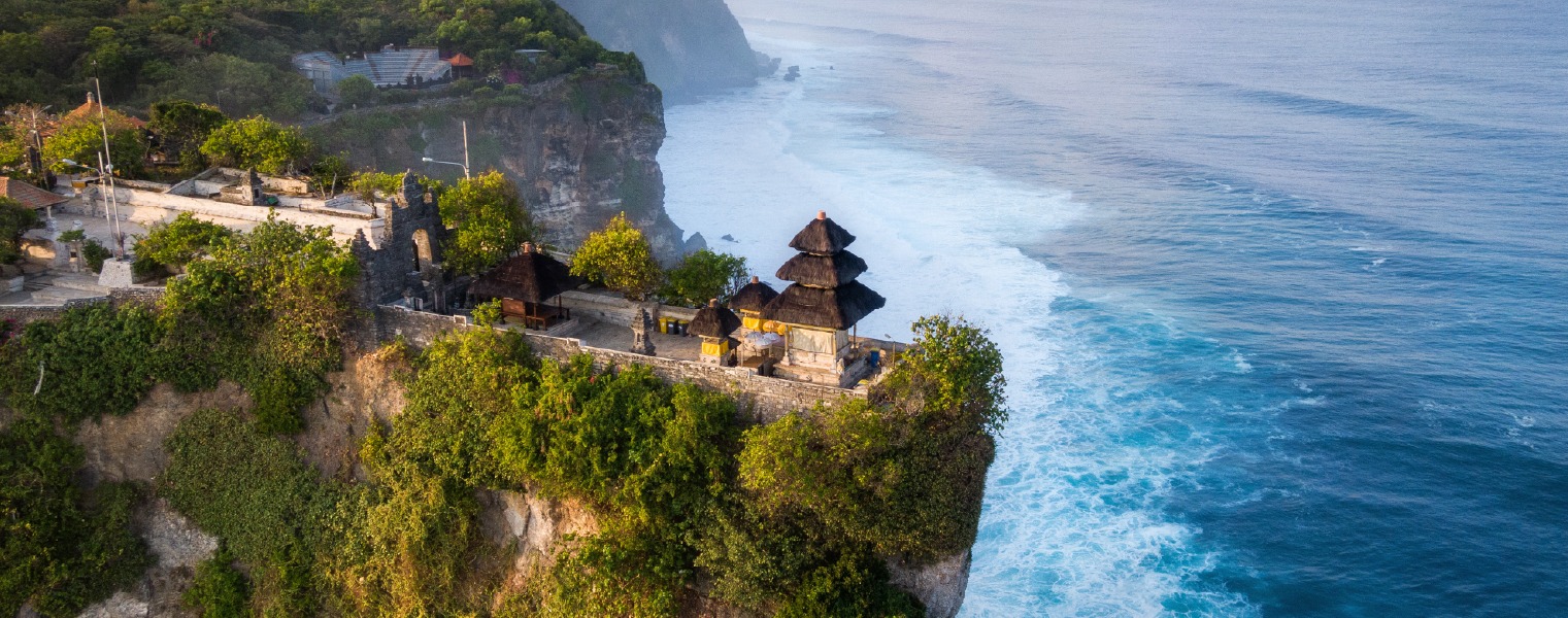 Golden Tulip, Bali Banner